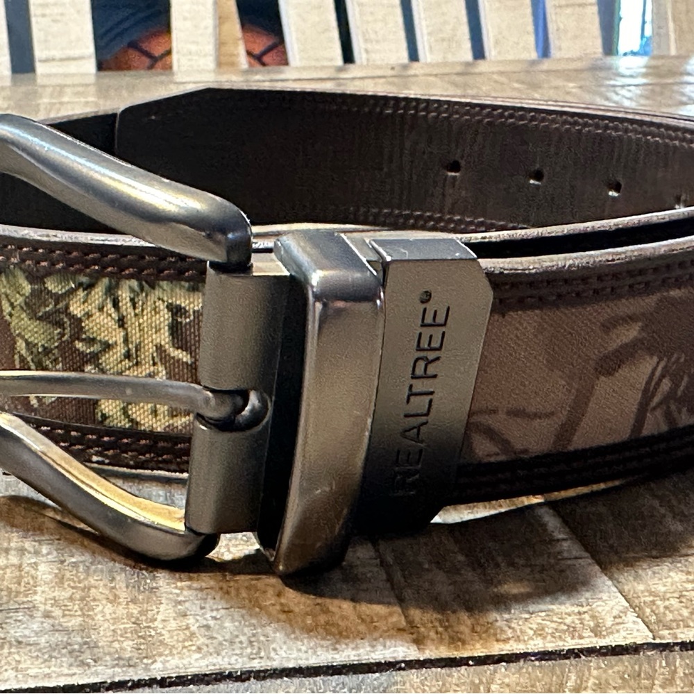 "New Real Tree Camo and Brown Belt - 40 Inches - Never Worn"